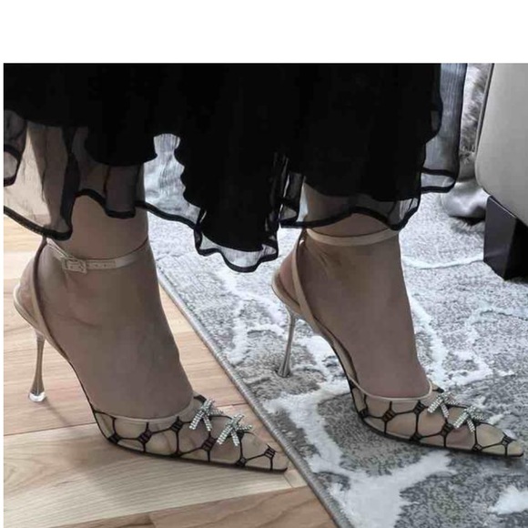 NWT SOLD OUT MACH & MACH Matilda Ankle Strap Pointed Toe Pump 38.5 - Picture 9 of 15